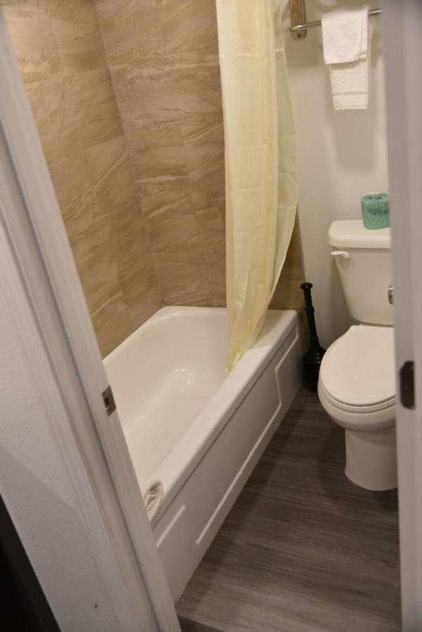 Town Place Studio Apartment 斯奈德 外观 照片