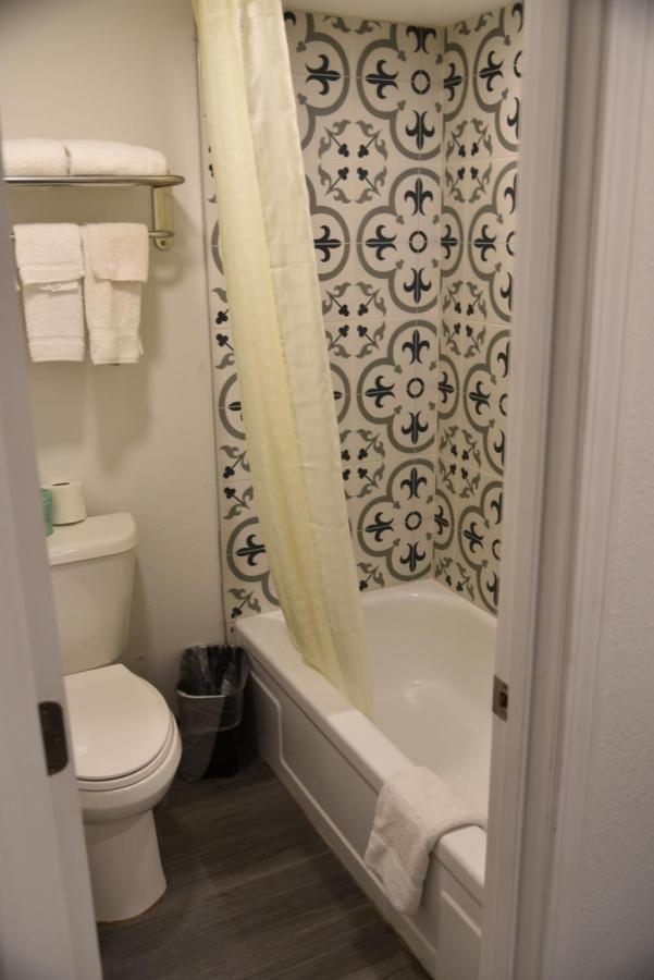 Town Place Studio Apartment 斯奈德 外观 照片