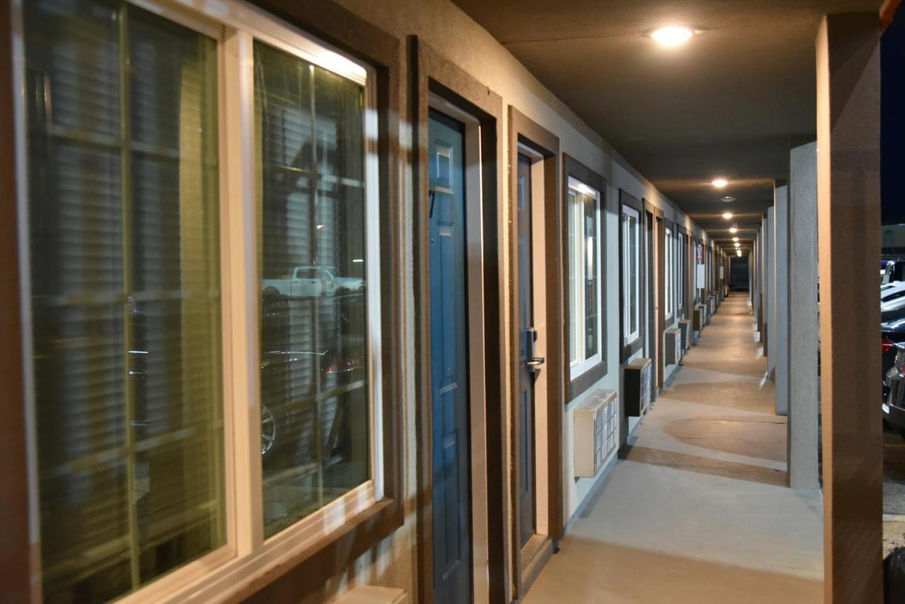 Town Place Studio Apartment 斯奈德 外观 照片